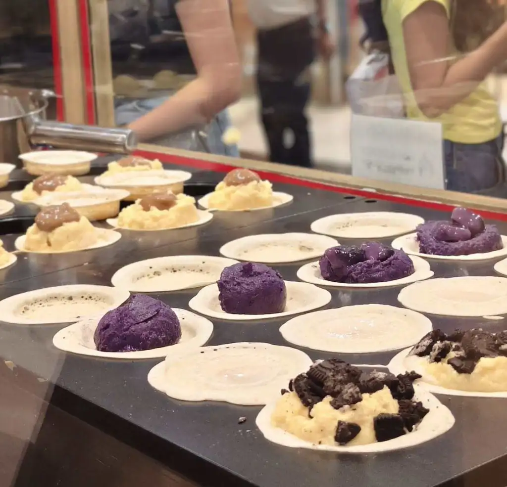 Professional red bean making